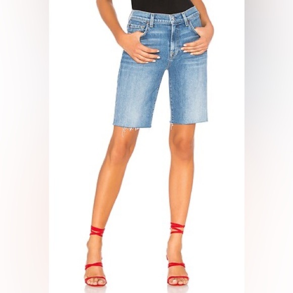 7 FOR ALL MANKIND High Waist Bermuda Denim Shorts Size 26 Medium Wash Raw Hem - Picture 1 of 15